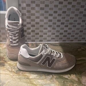 NEW BALANCE 574 Brown Suede unisex men’s 8